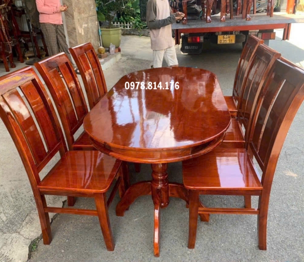 Bàn ăn gỗ 53